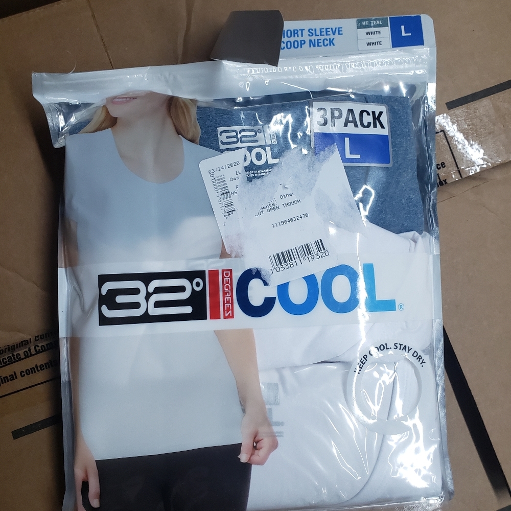 32 Degree Cool Women Scoop Neck Tees (3 Pack)